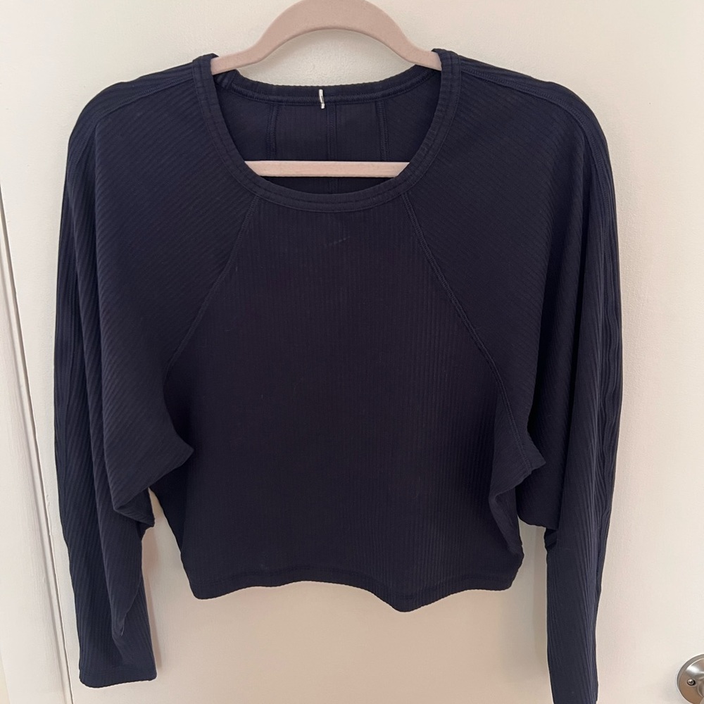 Lululemon bundle - Picture 2 of 15